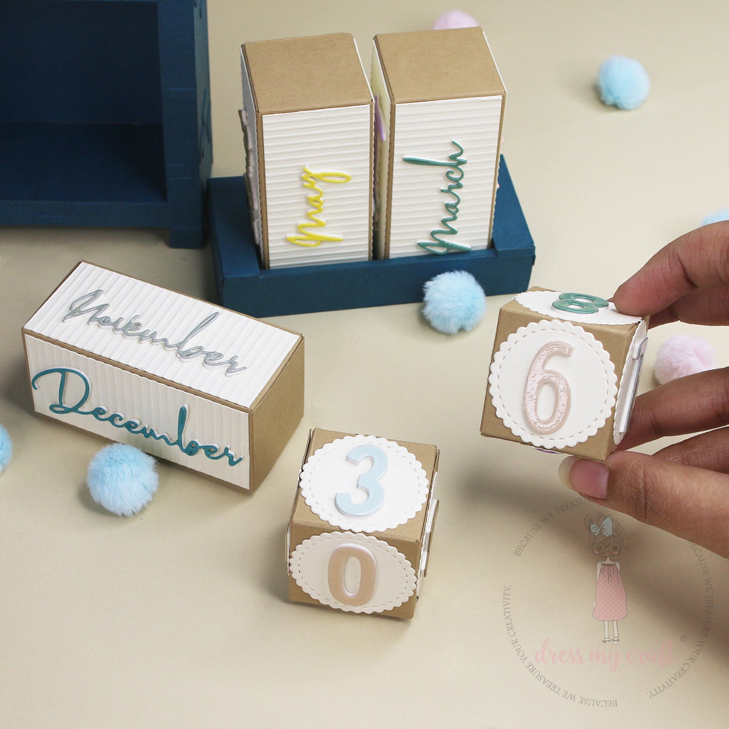 Mini Stitched Scalloped Circle - Basic Designer Dies