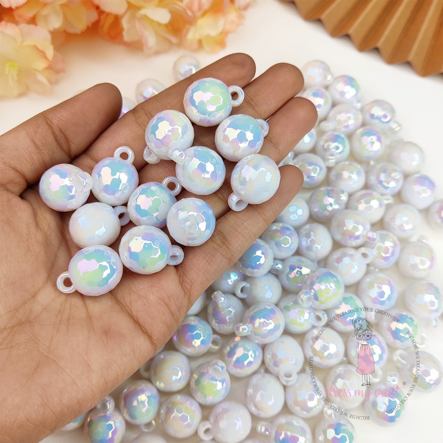 Holographic Beads With Loop - White Dress my craft Holographic Beads With Loop - White Dress my craft