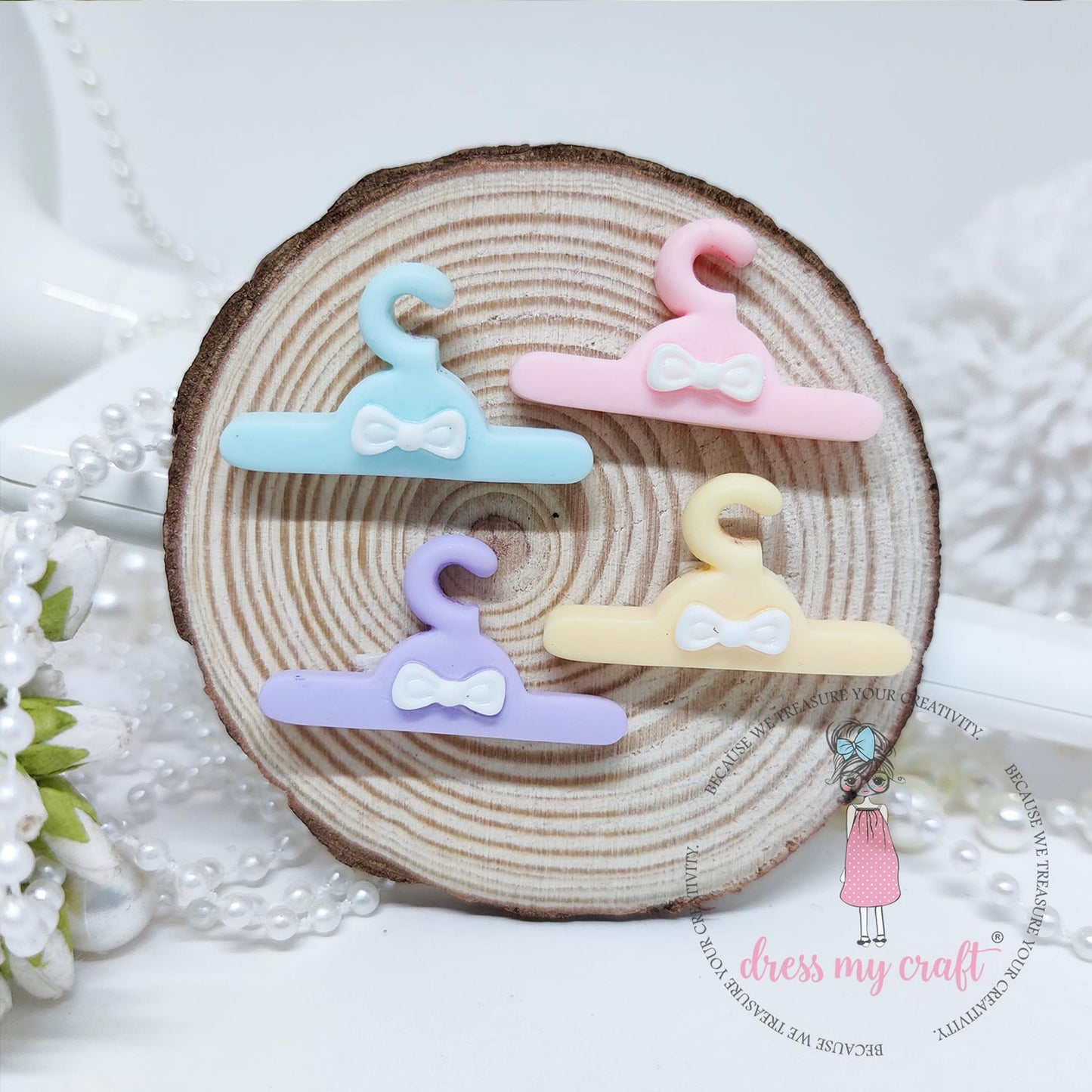 Miniature Cute Hangers